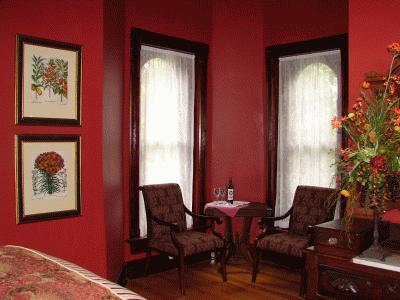 Whiskey Mansion Bed and Breakfast Saint Joseph Δωμάτιο φωτογραφία