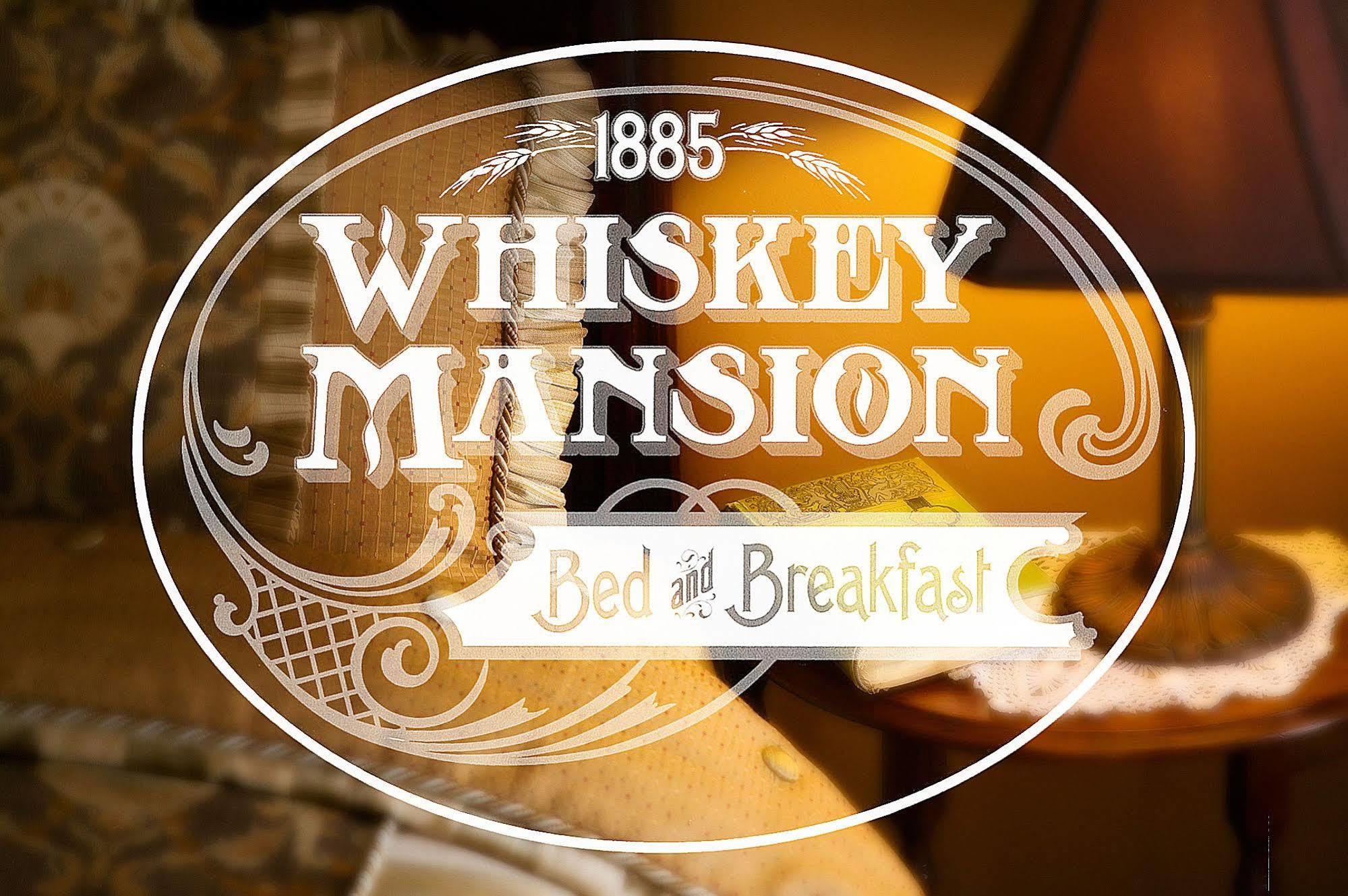 Whiskey Mansion Bed and Breakfast Saint Joseph Εξωτερικό φωτογραφία